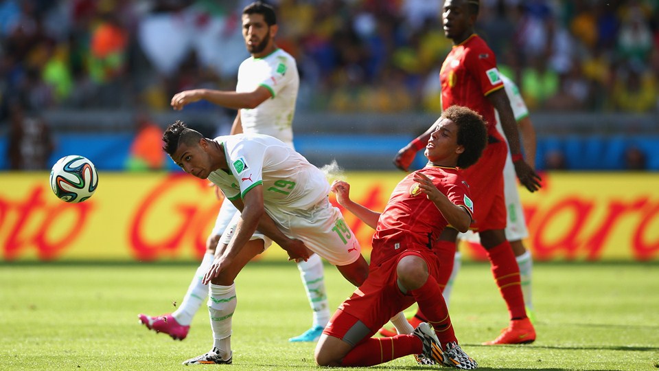 اکسل ویتسل|درگیری در میانه میدان ، بین اکسل ویتسل و تایدر در جریان بازی بلژیک و الجزایر .