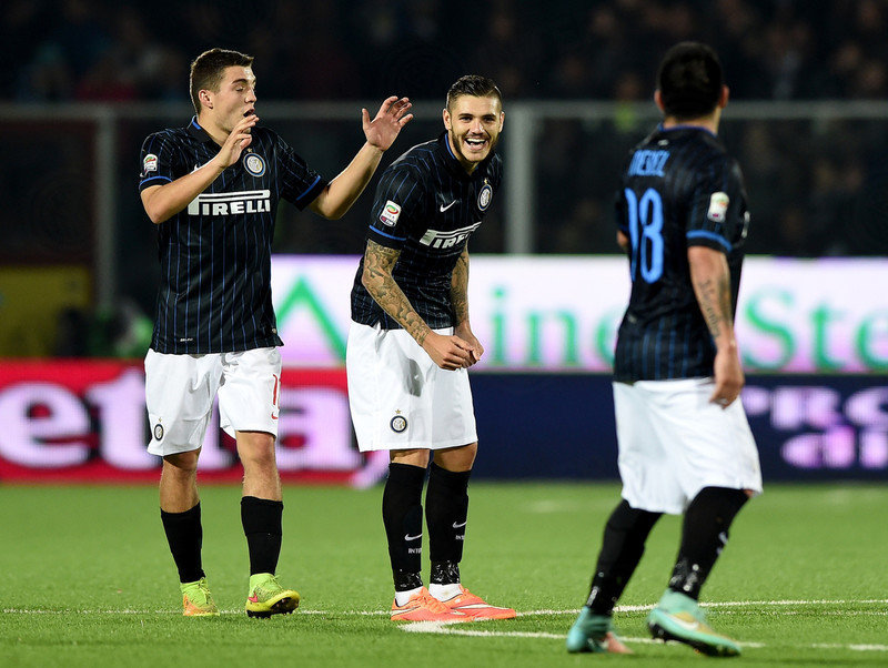 مائورو ایکاردی|None