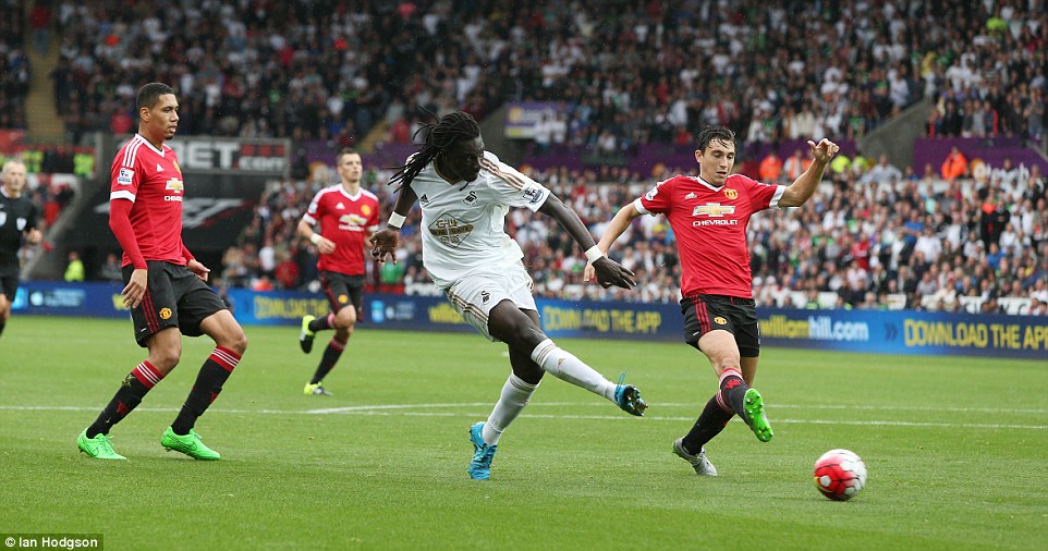 بافتیمبی گومیس|سوانسی 2 - 1 منچستر یونایتد / لیگ جزیره