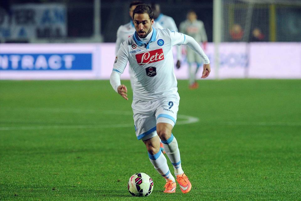 گونزالو ایگواین|None