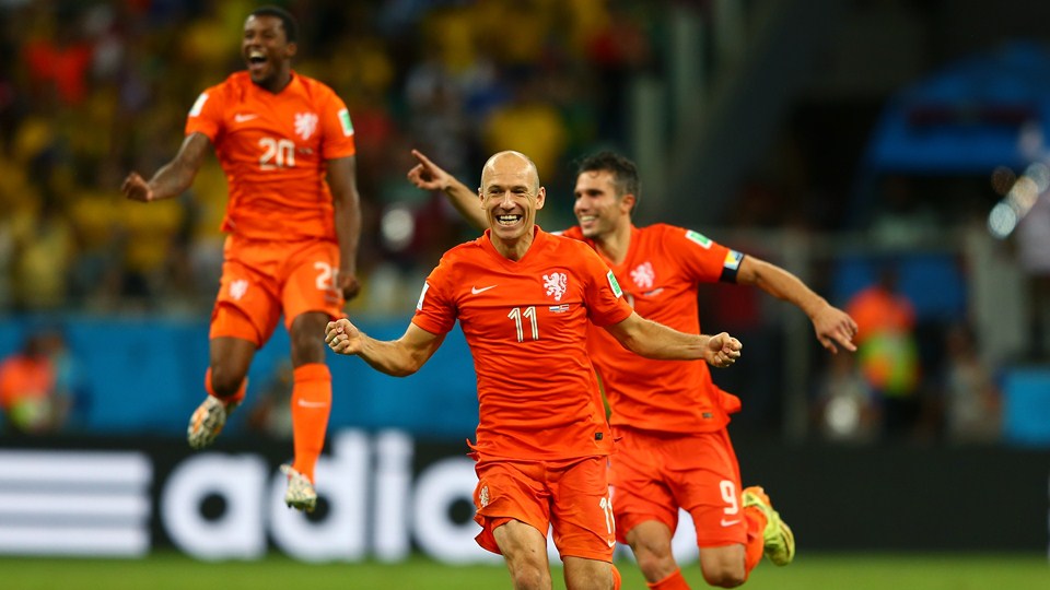 آرین روبن|شادمانی آرین روبن بعد از پیروزی در در ضربات پنالتی و صعود به مرحله بعد جام جهانی.