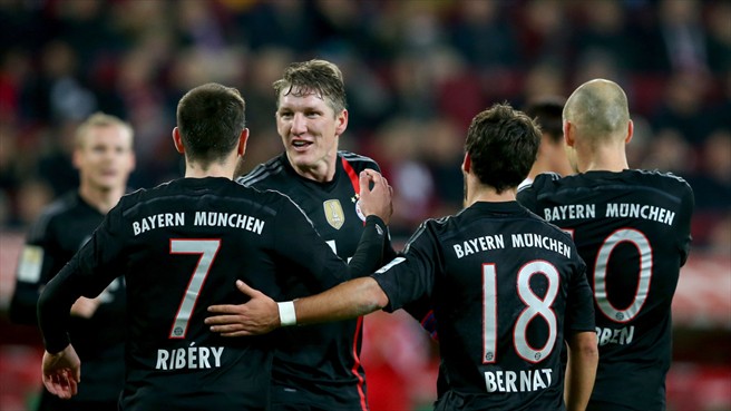 شادی بازیکنان بایرن بعد از گلزنی|اوگزبورگ 0 - 4 بایرن مونیخ / بوندسلیگا