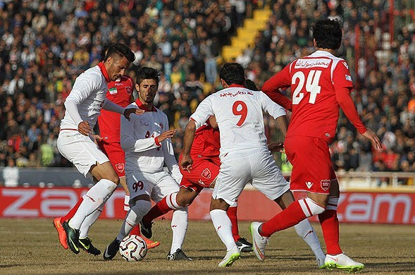 درگیری بازیکنان سر توپ|پدیده مشهد 0 - 1 پرسپولیس تهران / لیگ برتر