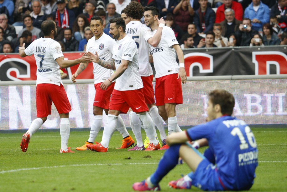 شادی بازیکنان پی اس جی|نیس 1 - 3 پاریس سن ژرمن / لوشامپیونه
