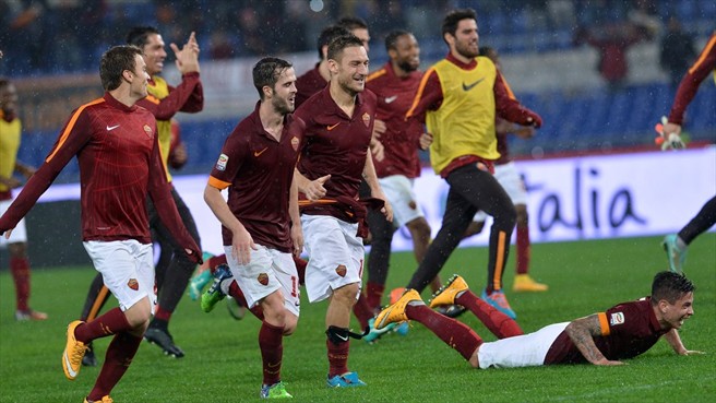 شادمانی بازیکنان رم|رم 4 - 2 اینترمیلان / سری آ