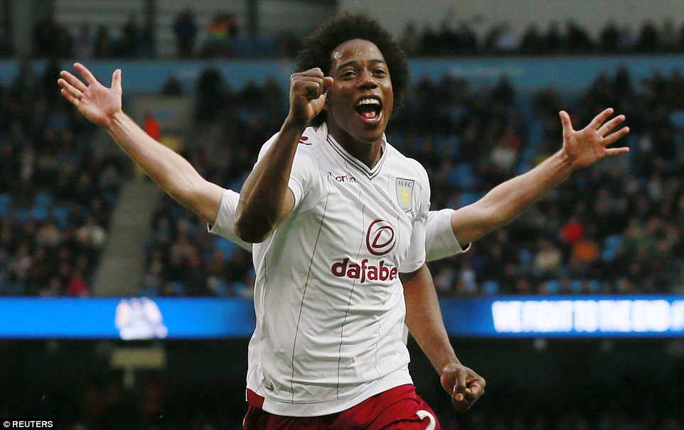 کارلوس سانچز|منچستر سیتی 3 - 2 آستون ویلا / لیگ جزیره