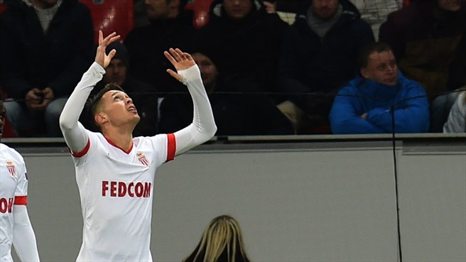 لوکاس اوکامپوس|باير لوركوزن 0 - 1 موناکو / لیگ قهرمانان