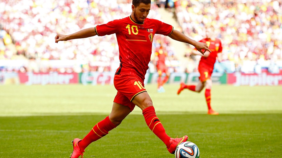 ادن هازِرد|کنترل توپ زیبای ادن هازارد در بازی مقبال روسیه .