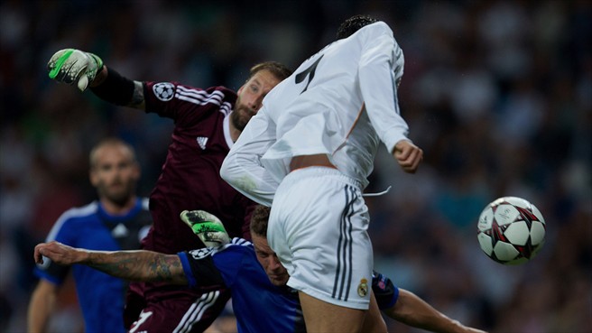 کریستیانو رونالدو|کریس رونالدو گل آغازین تیمش را در دیدار برابر کوبنهاون که پیروزی 4-0 تیمش انجامید، به ثمر می رساند.