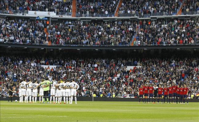 رئال مادرید|به احترم درگذشت ویلانوا 1دقیقه سکوت کردند دو تیم