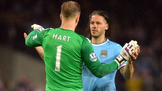 مارتین ديميكيليس - جو هارت|شادمانی دیمیکیلیس و جو هارت بعد از پیروزی تیمشان و گرفتن سه امتیاز