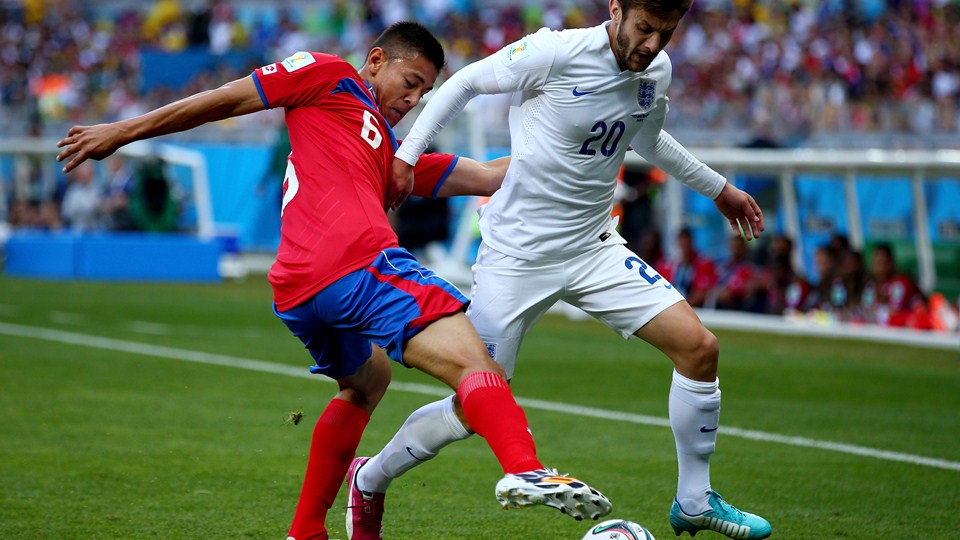 آدم لالانا|درگیری میان دو بازیکن ادام لالنا ، بازیکن تیم ملی انگلستان و دوراته.