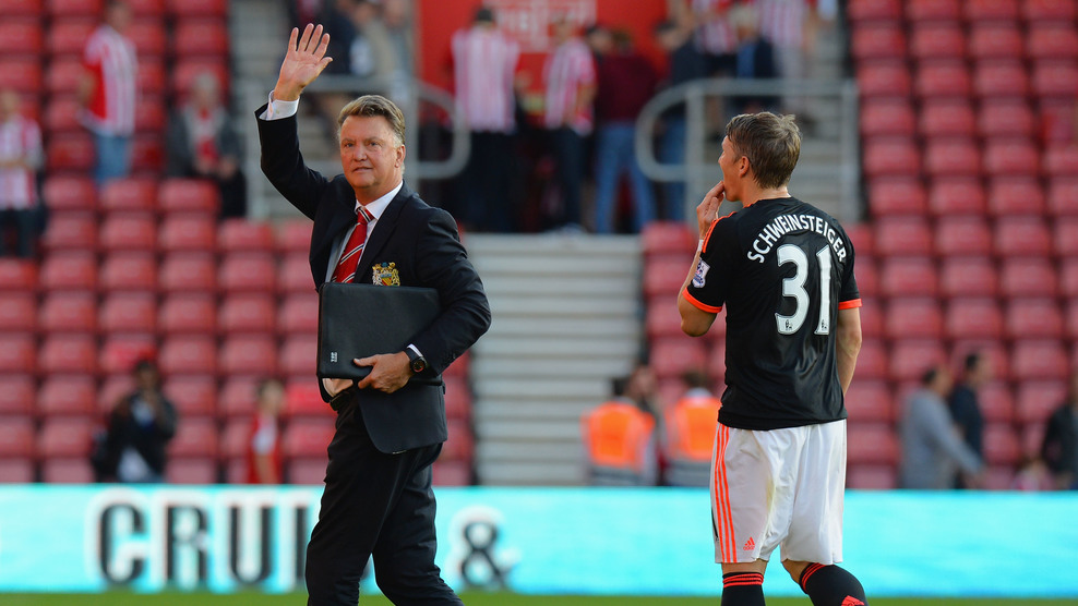 لوئیس فان خال|ساوتهمپتون 2 - 3 منچستر یونایتد / لیگ جزیره / گزارش تصویری