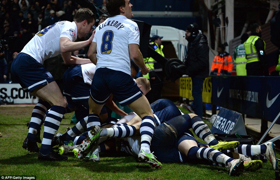 شاد بازیکنان پرستون|پرستون نورث اِند 1 - 3 منچستر یونایتد / جام حذفی