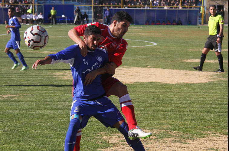 درگیری دو بازیکن|گل گهر سیرجان 1 (2) - (3) 1 پرسپولیس تهران / جام حذفی