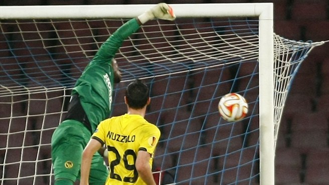 عکس العمل گلر یانگ بویز|ناپولی 3 - 0 یانگ بویز / لیگ اروپا