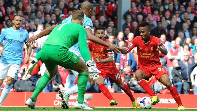 رحیم استرلینگ - جو هارت|رحیم استرلینگ با آرامش کامل به دروازه جو هارت حجوم میبرد