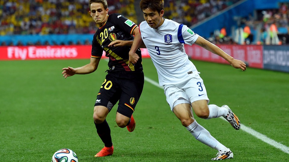 جانیوزاج|تقابل یک عدنان جانیوزاج ، بازیکن تیم ملی بلژیک با سوک - یونگ بازیکن کره.