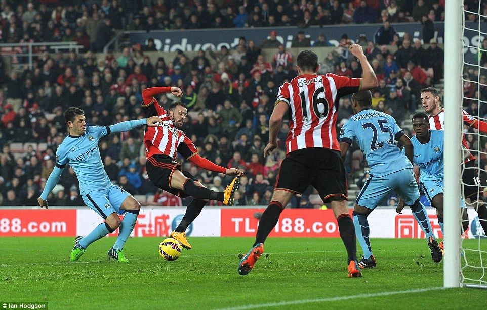 استیون فلچر|ساندرلند 1 - 4 منچستر سیتی / لیگ جزیره