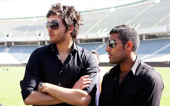 علیرضا حقیقی|None