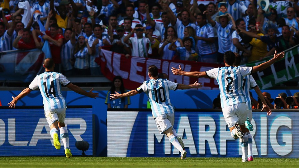 لیونل آندره مسی|شادمانی لیونل مسی پس از باز کردن دروازه تیم ملی ایران .