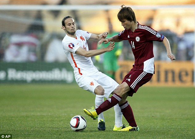 دیلی بلایند|لتونی 0 - 2 هلند / مقدماتی جام ملت های اروپا