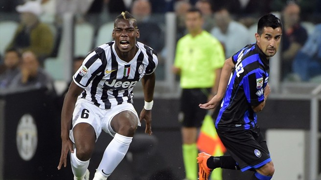 مورالز - پل پوگبا|لحظه خطای مورالس روی پای پوگبا