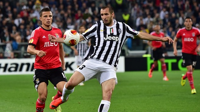 جورجیو کیلینی|زحمات کیلینی بری حمله به سمت دروازه بنفیکا