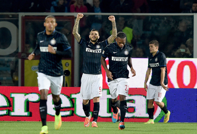 مائورو ایکاردی|None