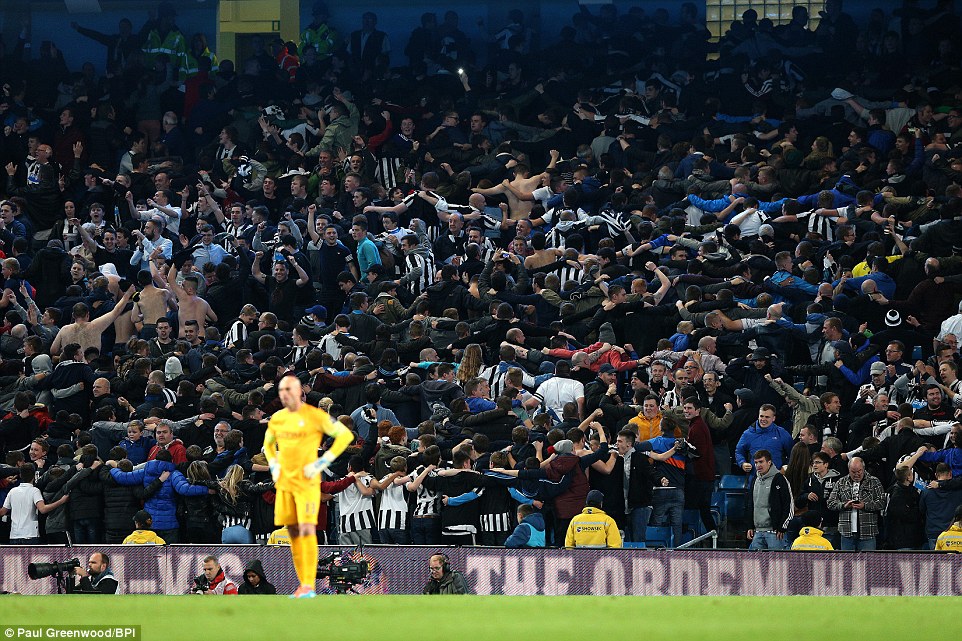 شادی هوادارن نیوکاسل|None