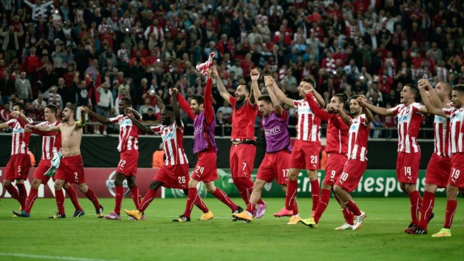 شادمانی بازیکنان المپیاکوس|المپیاکوس 1 - 0 یوونتوس / لیگ قهرمانان