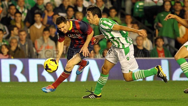 رئال بتیس ۱-۴ بارسلونا/هفته سیزدهم|با وجود برد قاطع کاتالان ها اما مصدومیت مسی در این بازی کام هواداران بارسا را تلخ کرد...