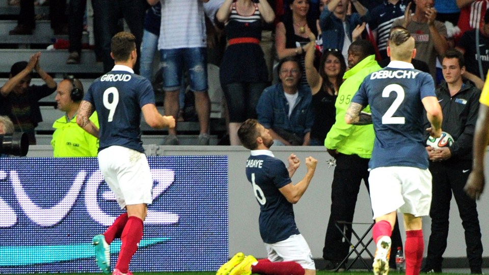 یوهان کابای|جشن کابایه هافبک فرانسه بعد از باز کردن دروازه جاماییکا.