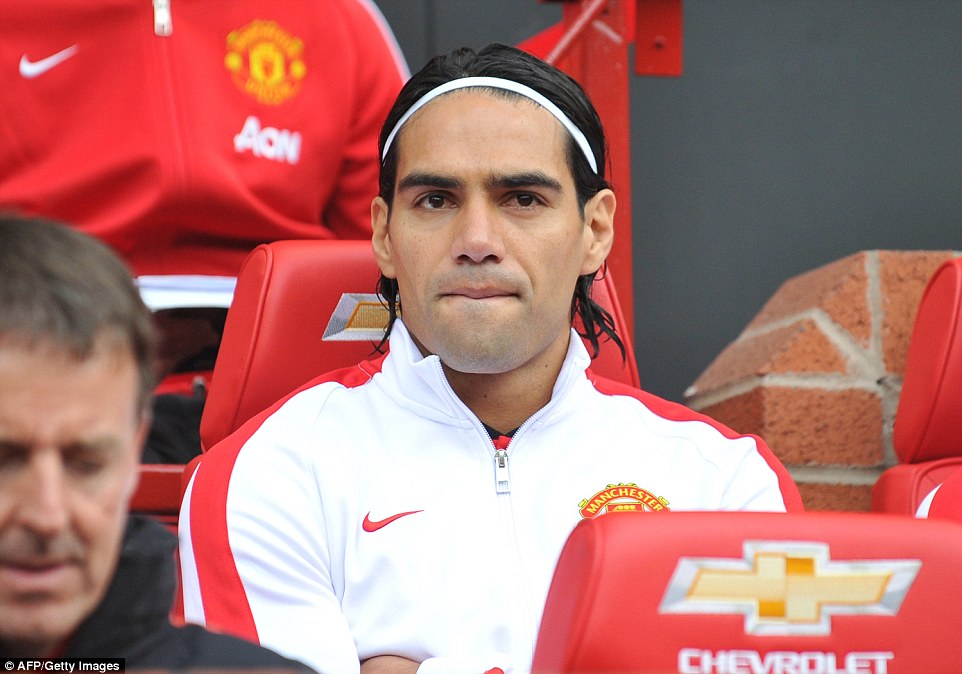 رادامل فالكائو|منچستر یونایتد 4 -0 کیو‌پی‌آر/ لیگ جزیره