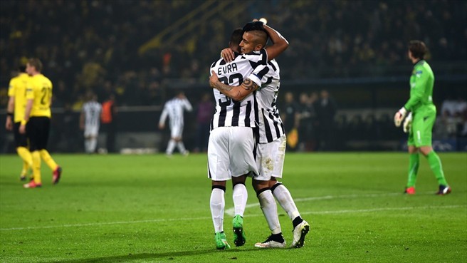 کارلوس توز|بوروسيا دورتموند 0 - 3 یوونتوس / لیگ قهرمانان