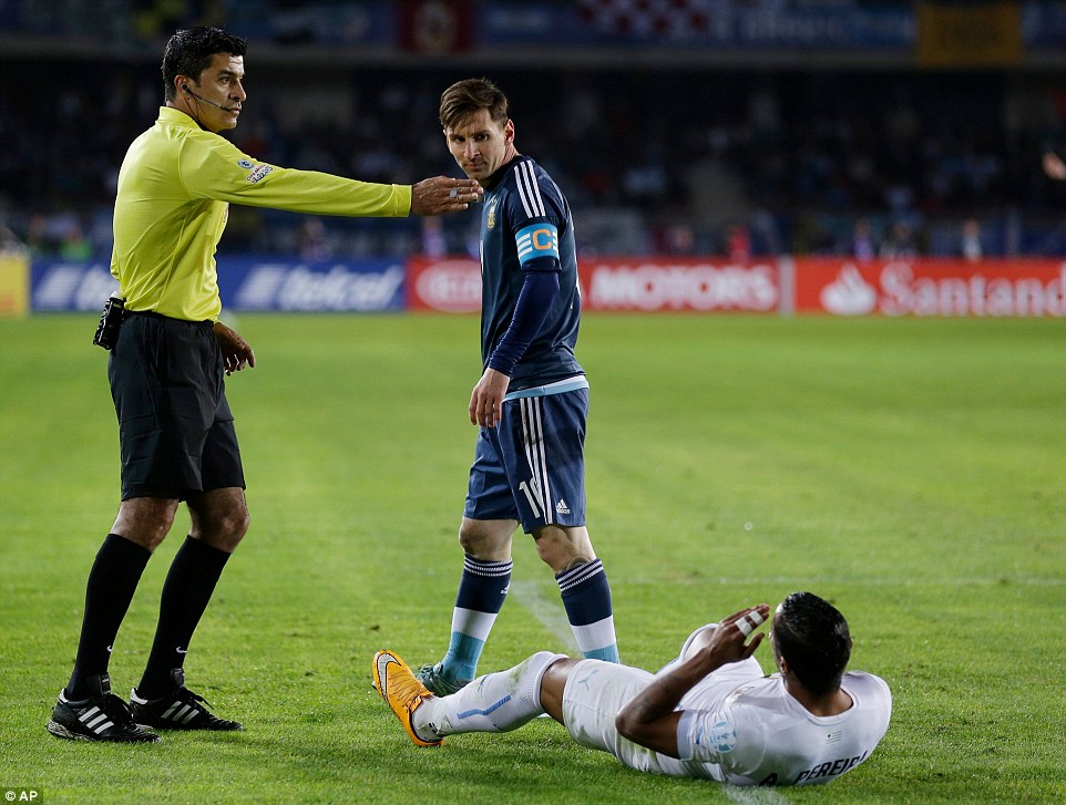 لیونل مسی|آرژانتین 1 - 0 اروگوئه / کوپا آمریکا 2015