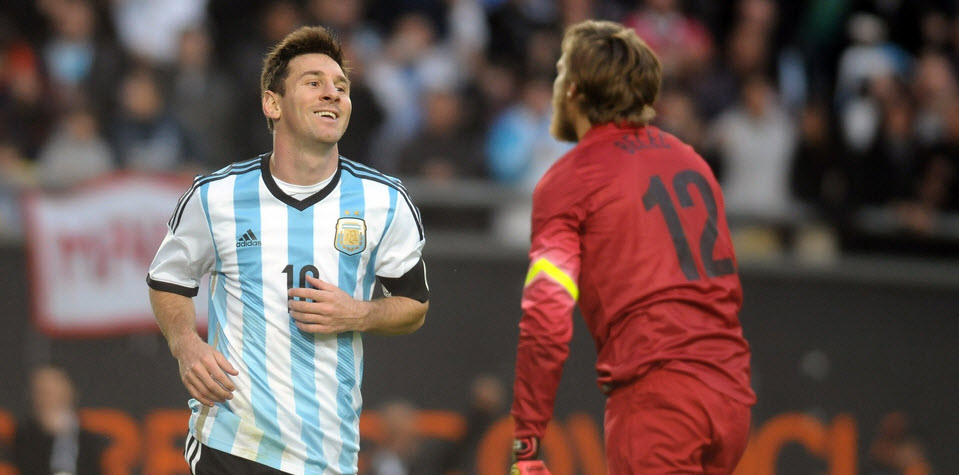 لیونل مسی|جشن لئو مسی بعد از باز کردن دروازه اسلوونی .