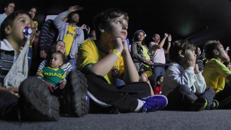 جام جهانی برزیل ۲۰۱۴|مردم از ملیت های مختلف در تب و تاب جام جهانی