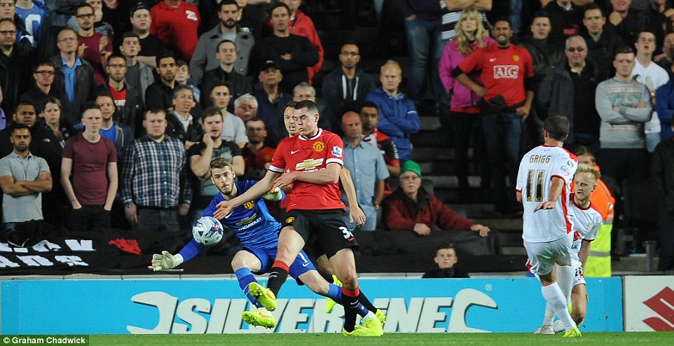 دیوید دخئا|ميلتون کينز دونز	 4-0 منچستریونایتد / جام اتحادیه