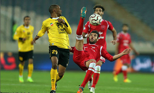 تقابل بازیکنان دو تیم|پرسپولیس تهران 1 - 2 سپاهان اصفهان / لیگ ایران