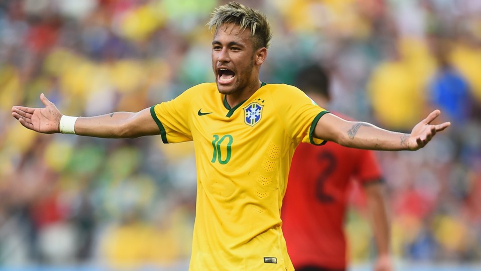 نیمار دا سیلوا|عکس العمل مهاجم تیم فوتبال برزیل ، نیمار در بازی مقابل مکزیک .