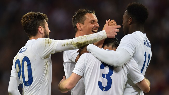 انگلستان|انگلیس 3 - 0 پرو