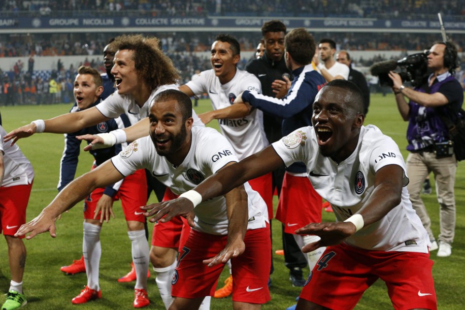 شادی بازیکنان پی اس جی|مون پليه 1 - 2 پاریس سن ژرمن / لوشامپیونه