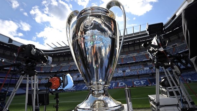 جام قهرمانی|جام قهرمانی لیگ قهرمانان پیش از دیدار فینال لیگ میان اتلتیکو مادرید و رئال مادرید.