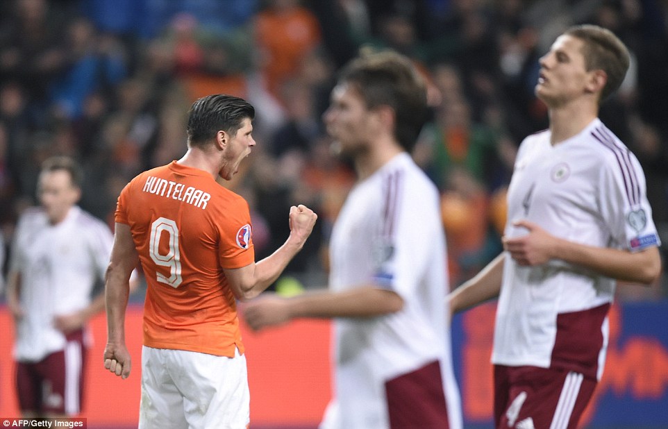 کلاس یان هونتلار|هلند 6 - 0 لتونی / مقدماتی جام ملت های اروپا
