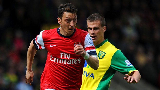 مسوت اوزیل|نوریچ 0-2 آرسنال