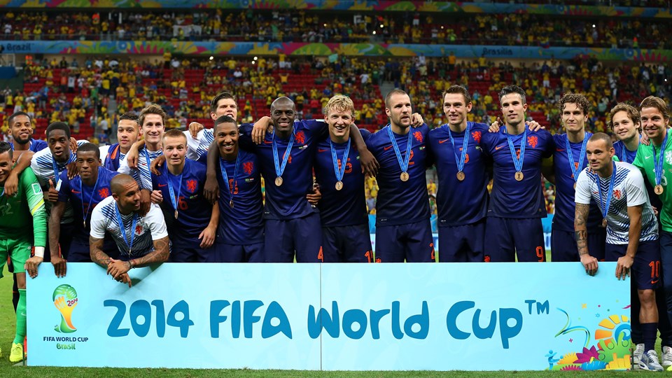 هلند|خوشحالی بازیکنان هلند پس از رسیدن به مقام سومی در جام جهانی.