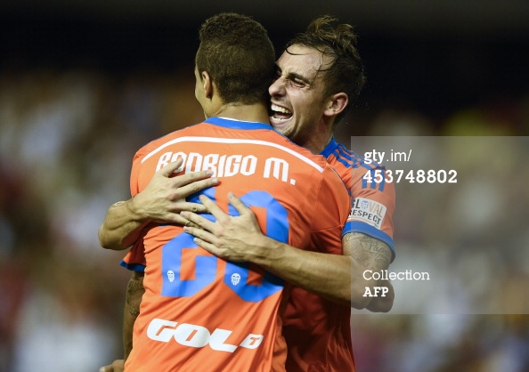 شادی مهاجم والنسیا|والنسیا 2-1 آث میلان / دیدار دوستانه