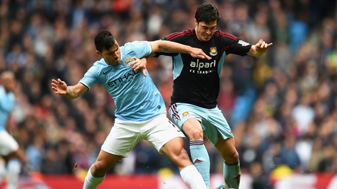 آگیرو - تامکینز|درگیری میانه میدان بین نصری و تامکینس