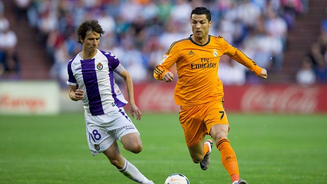 کریستیانو رونالدو - آلوارو روبیو|تقابل کریس رونالدو و روبیو برای گرفتن مالکیت توپ